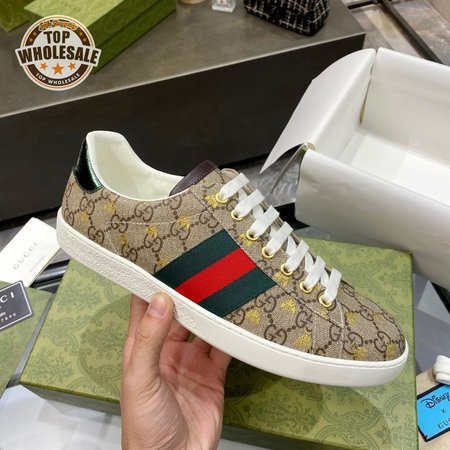 GUCCI ACE GG SUPREME BEES - GC211