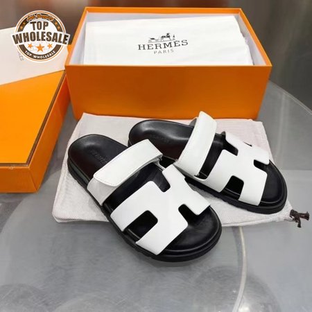 HERMES CHYPRE SANDAL BLACK WHITE - H22