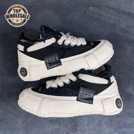 xVESSEL BLACK SNEAKER - XV001