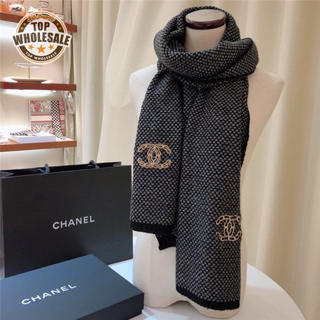 chanel 100% cashmere scarf
