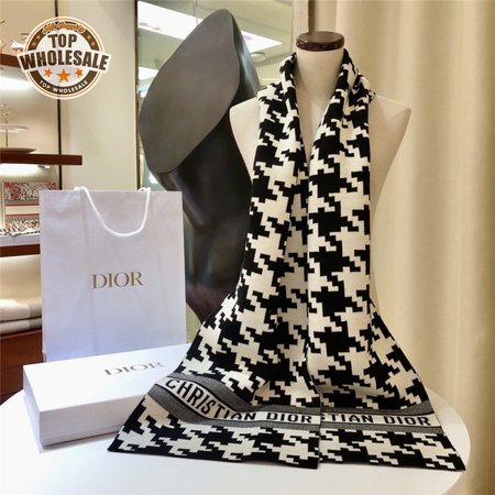 dior 30 montaigne scarfs