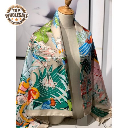 hermes ladies summer silk scarf Milk color