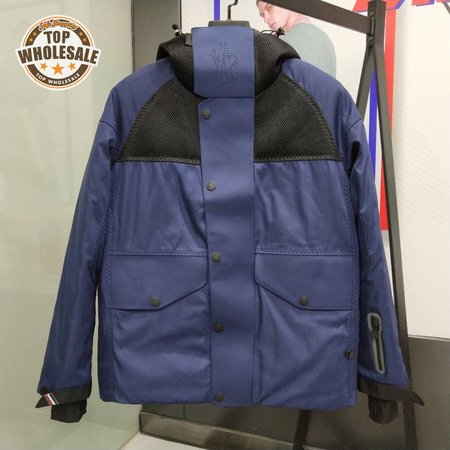 Moncler Down Jacket MC330184