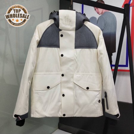 Moncler Down Jacket MC330185