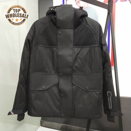 Moncler Down Jacket MC330186