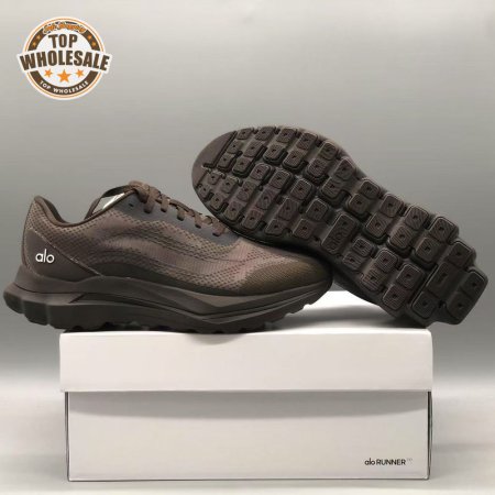 Alo Yoga Runner Brown