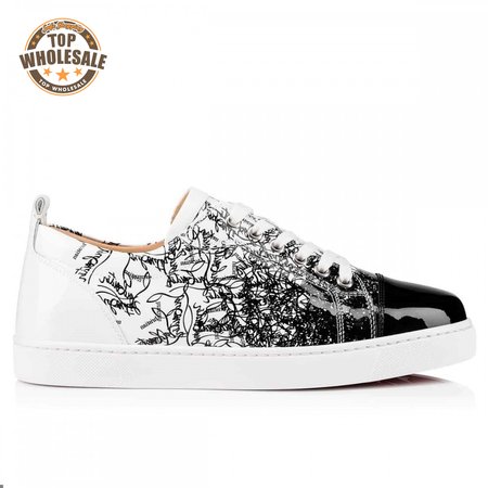 CHRISTIAN LOUBOUTIN LOW TOP SNEAKER - CL17