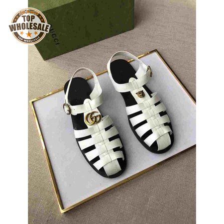 GUCCI SANDAL WITH DOUBLE G - SDG008